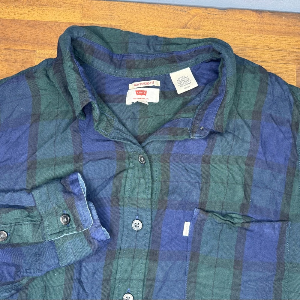 Levi's Green and Blue Plaid Boyfriend Fit Button Down Shirt, Small